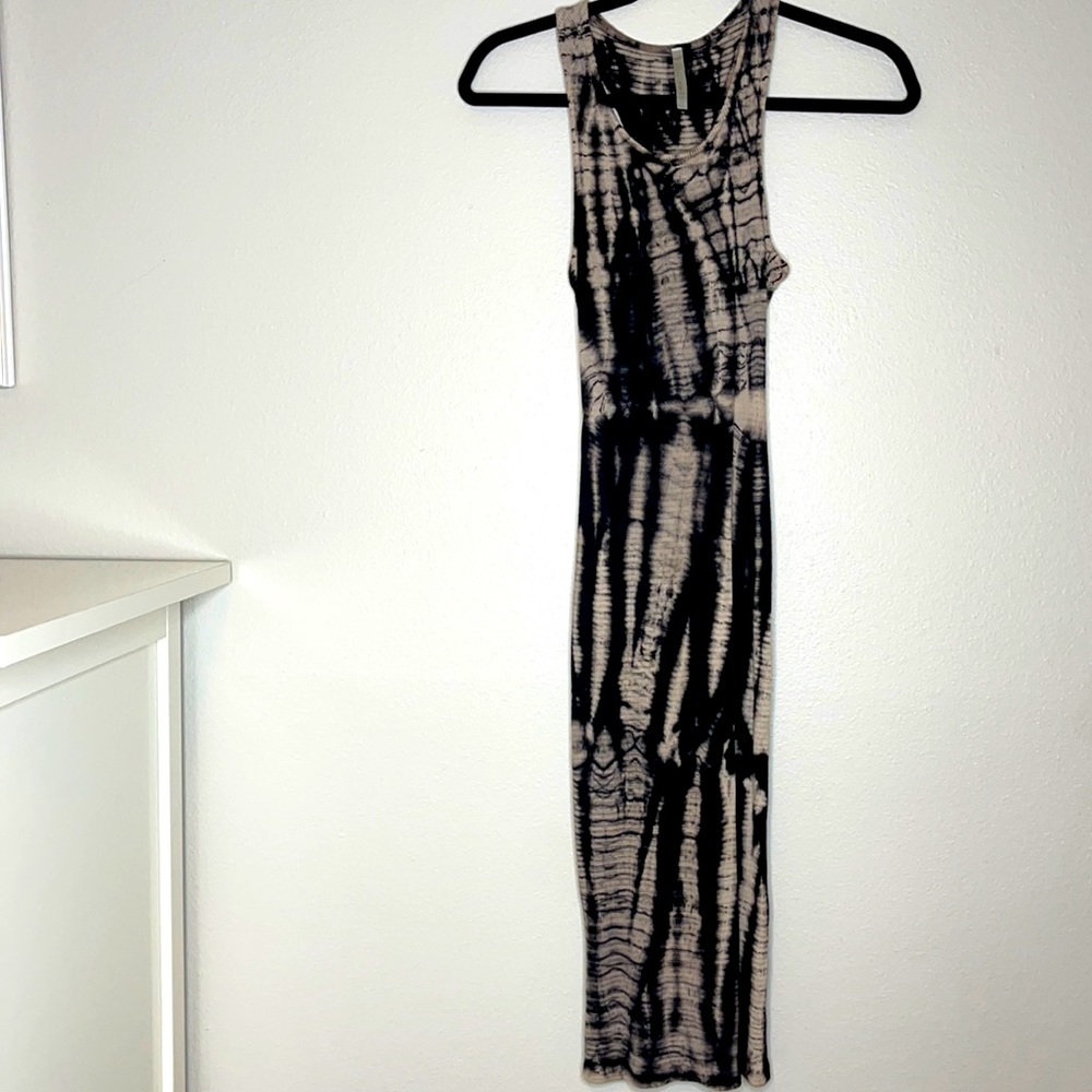 TieDye midi dress